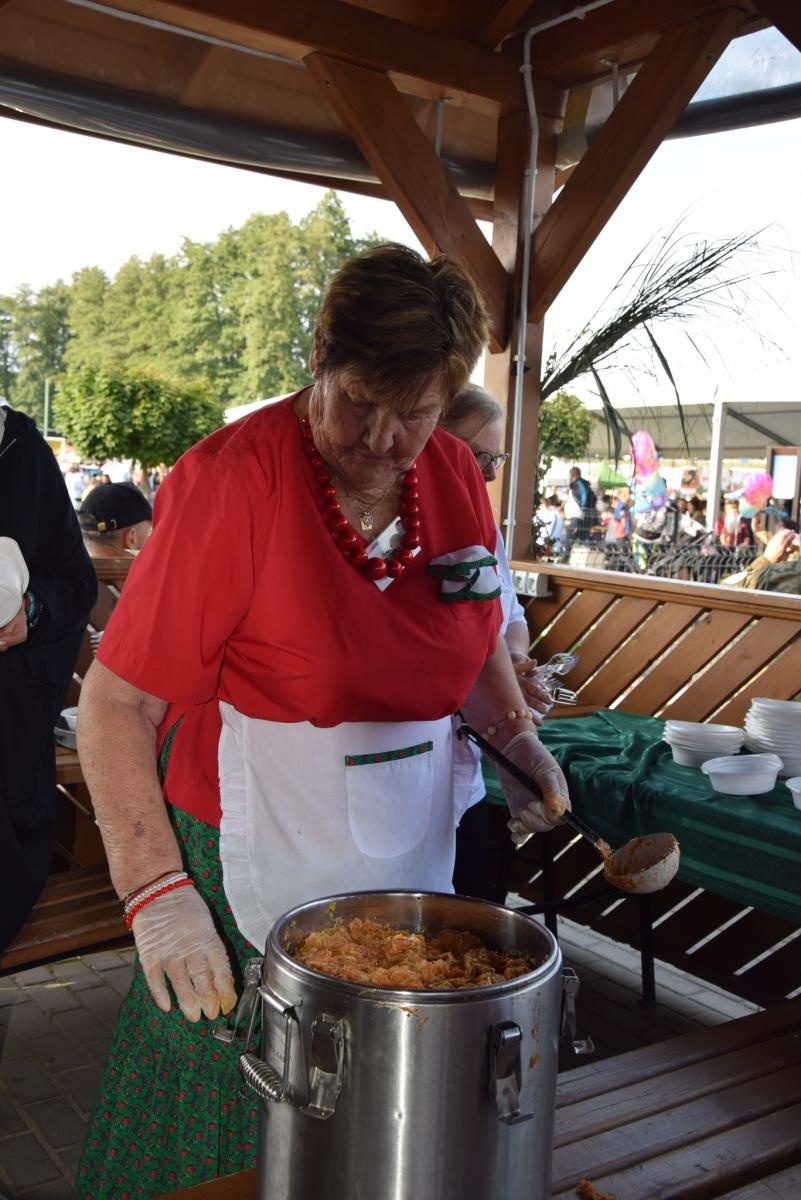 Zdjęcie w galerii na portalu naszwodzislaw.com: Boże z Twoich rąk żyjemy. Dożynki w Połomi [FOTO] wiadomości z regionu