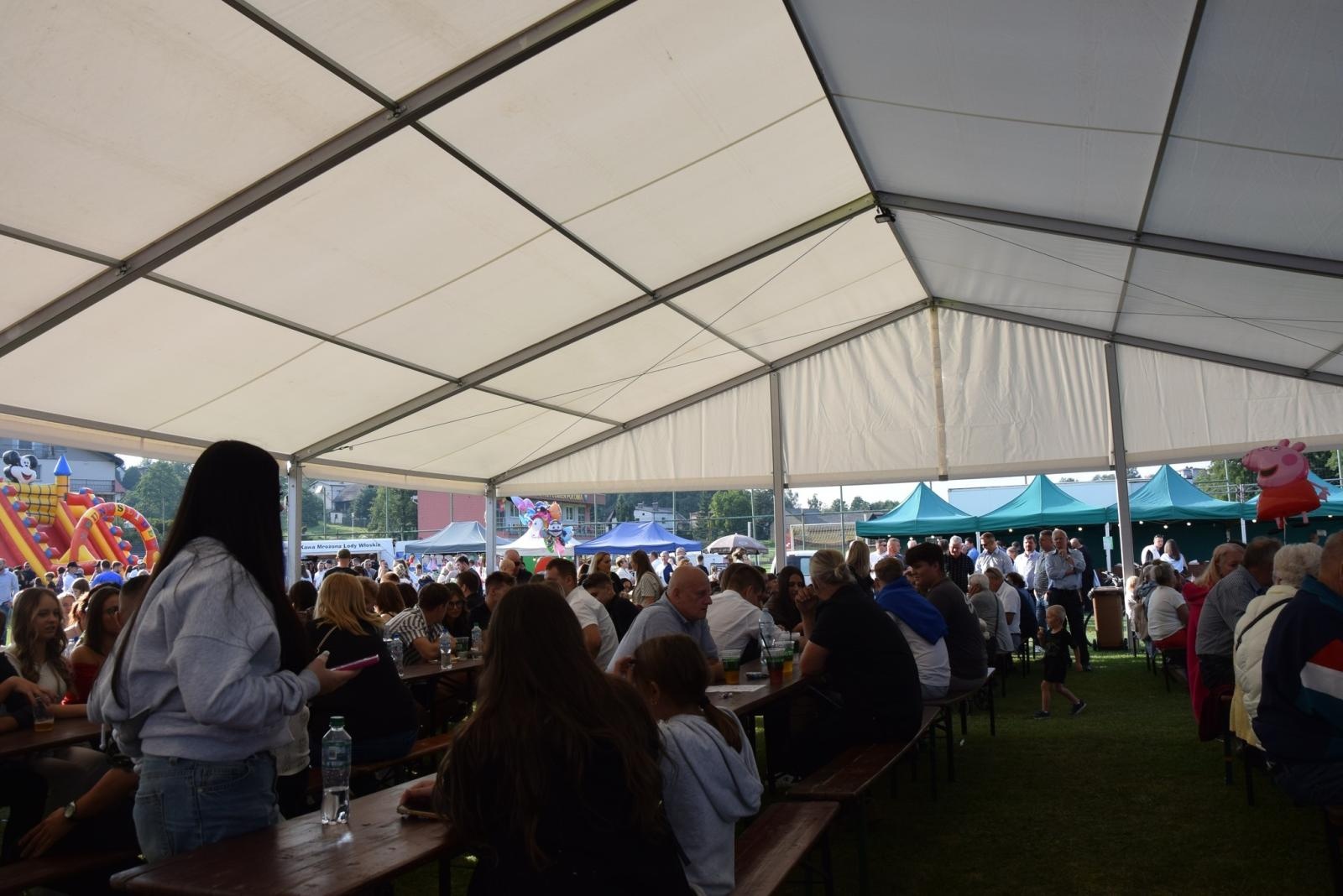 Zdjęcie w galerii na portalu naszwodzislaw.com: Boże z Twoich rąk żyjemy. Dożynki w Połomi [FOTO] wiadomości z regionu