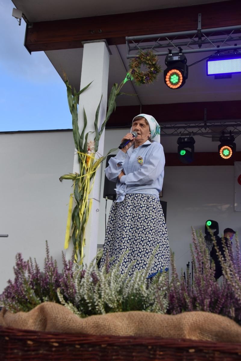 Zdjęcie w galerii na portalu naszwodzislaw.com: Boże z Twoich rąk żyjemy. Dożynki w Połomi [FOTO] wiadomości z regionu