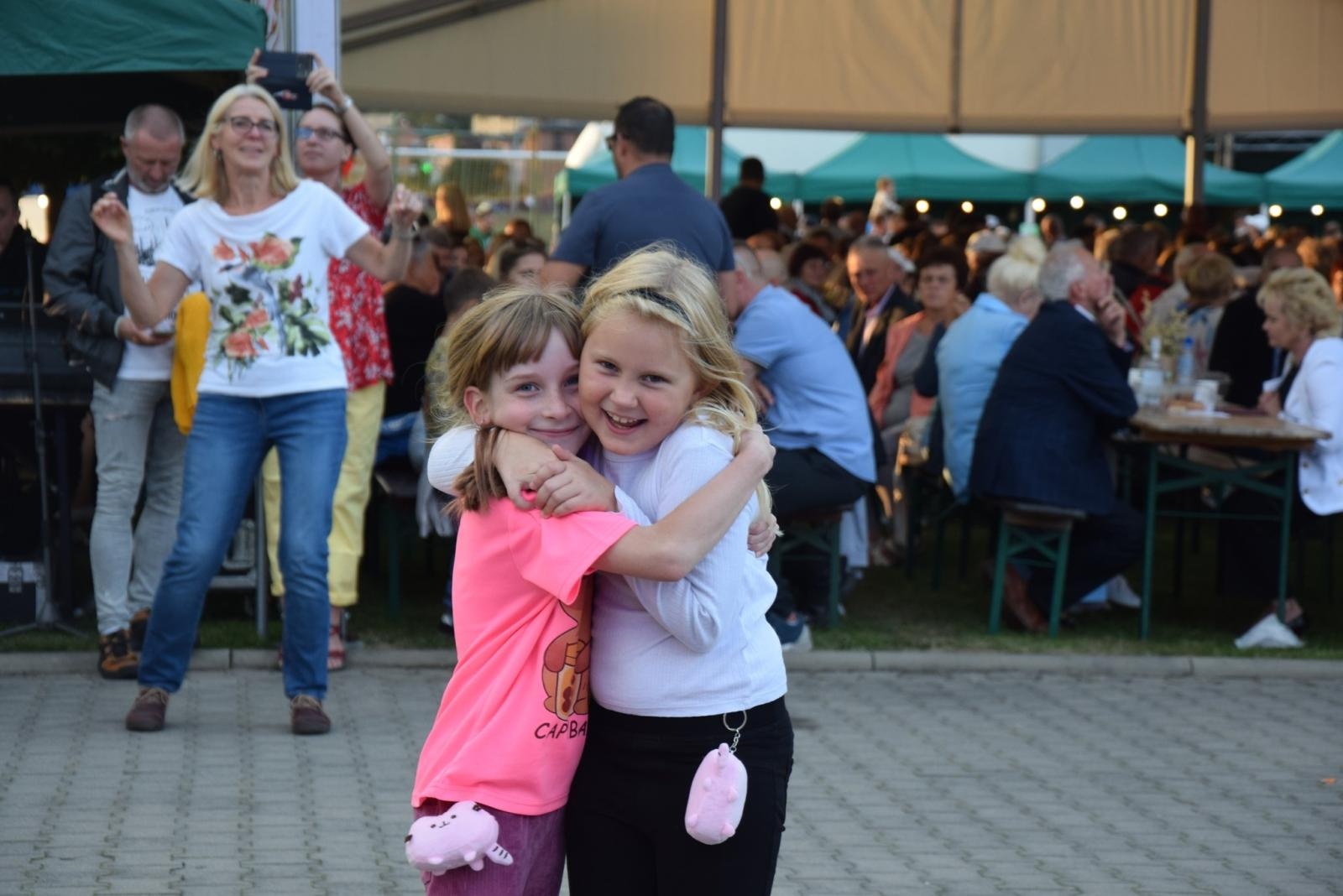Zdjęcie w galerii na portalu naszwodzislaw.com: Boże z Twoich rąk żyjemy. Dożynki w Połomi [FOTO] wiadomości z regionu