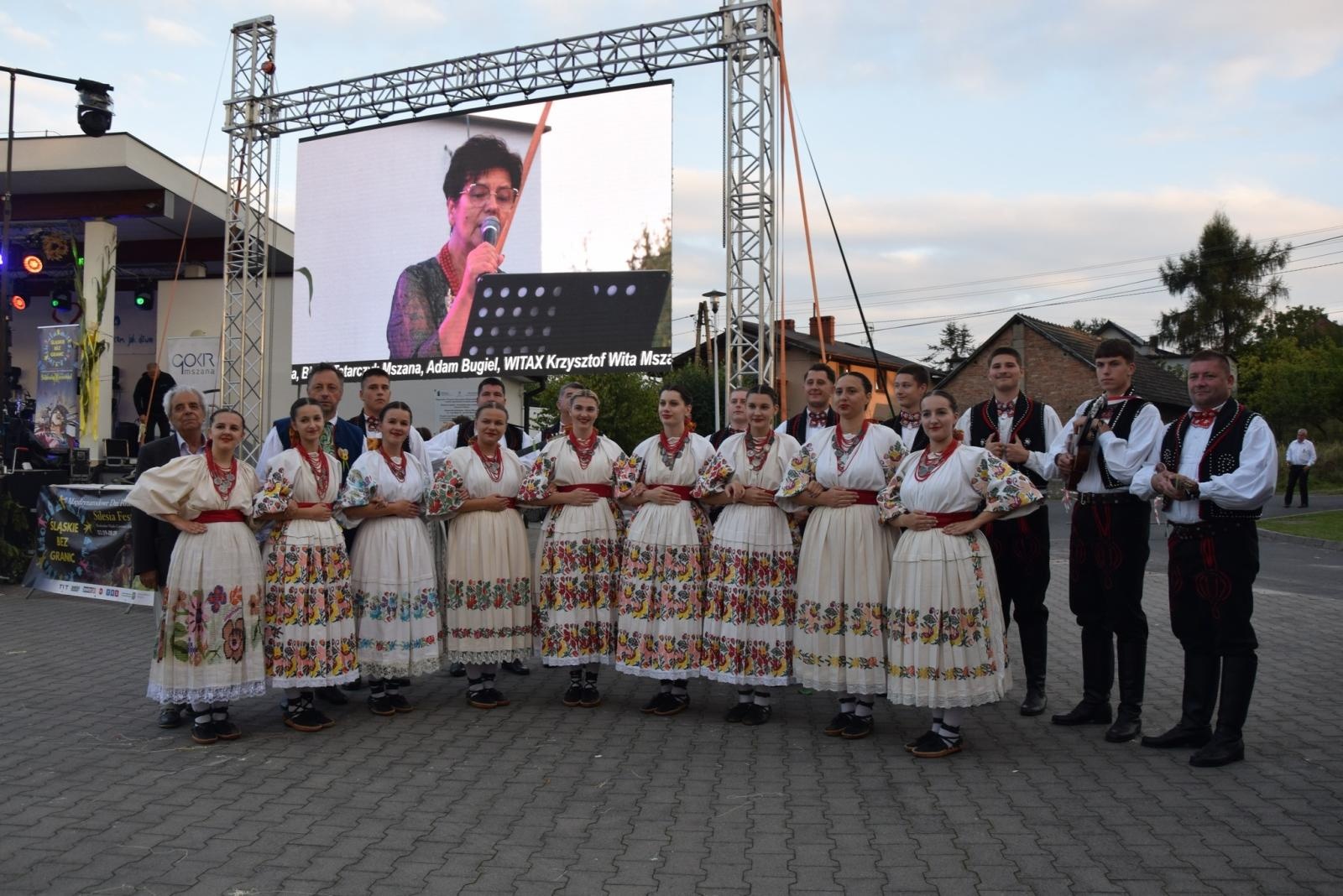 Zdjęcie w galerii na portalu naszwodzislaw.com: Boże z Twoich rąk żyjemy. Dożynki w Połomi [FOTO] wiadomości z regionu