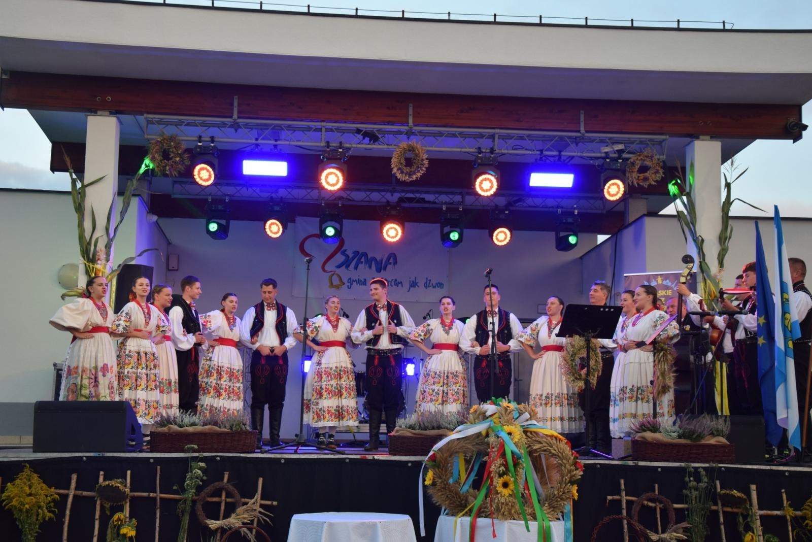 Zdjęcie w galerii na portalu naszwodzislaw.com: Boże z Twoich rąk żyjemy. Dożynki w Połomi [FOTO] wiadomości z regionu