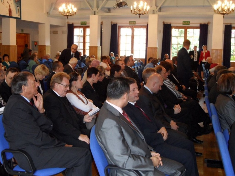 Zdjęcie w galerii na portalu naszwodzislaw.com: Fragment szaty JP II już w Gorzycach wiadomości z regionu