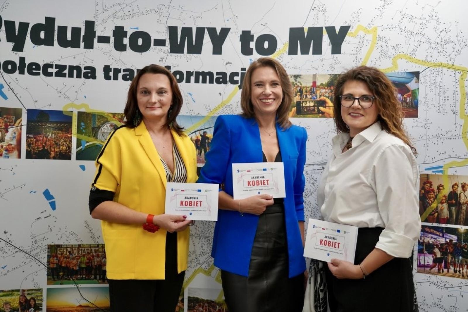 Zdjęcie w galerii na portalu naszwodzislaw.com: Moc, inspiracja i kobieca energia w Rydułtowach [FOTO] wiadomości z regionu