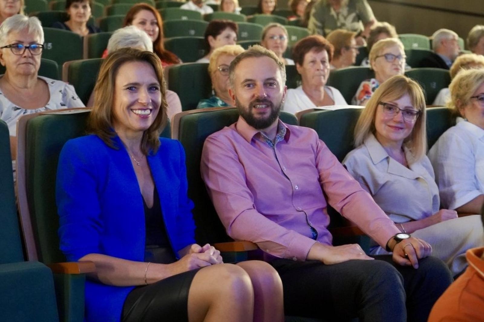 Zdjęcie w galerii na portalu naszwodzislaw.com: Moc, inspiracja i kobieca energia w Rydułtowach [FOTO] wiadomości z regionu