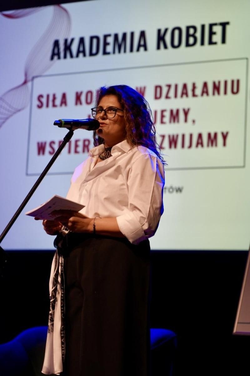 Zdjęcie w galerii na portalu naszwodzislaw.com: Moc, inspiracja i kobieca energia w Rydułtowach [FOTO] wiadomości z regionu