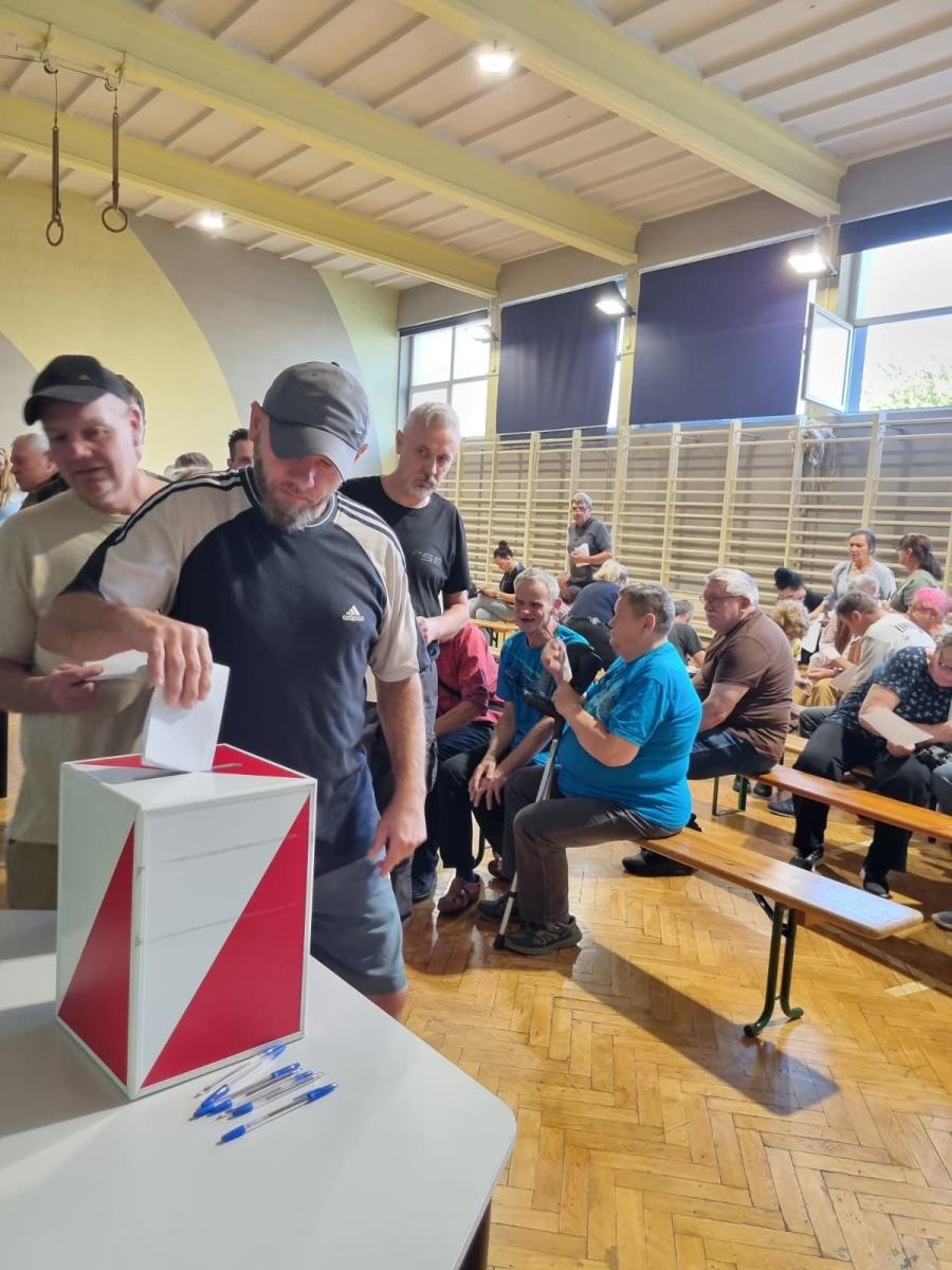 Zdjęcie w galerii na portalu naszwodzislaw.com: Rada Dzielnicy Nowe Miasto wybrana wiadomości z regionu