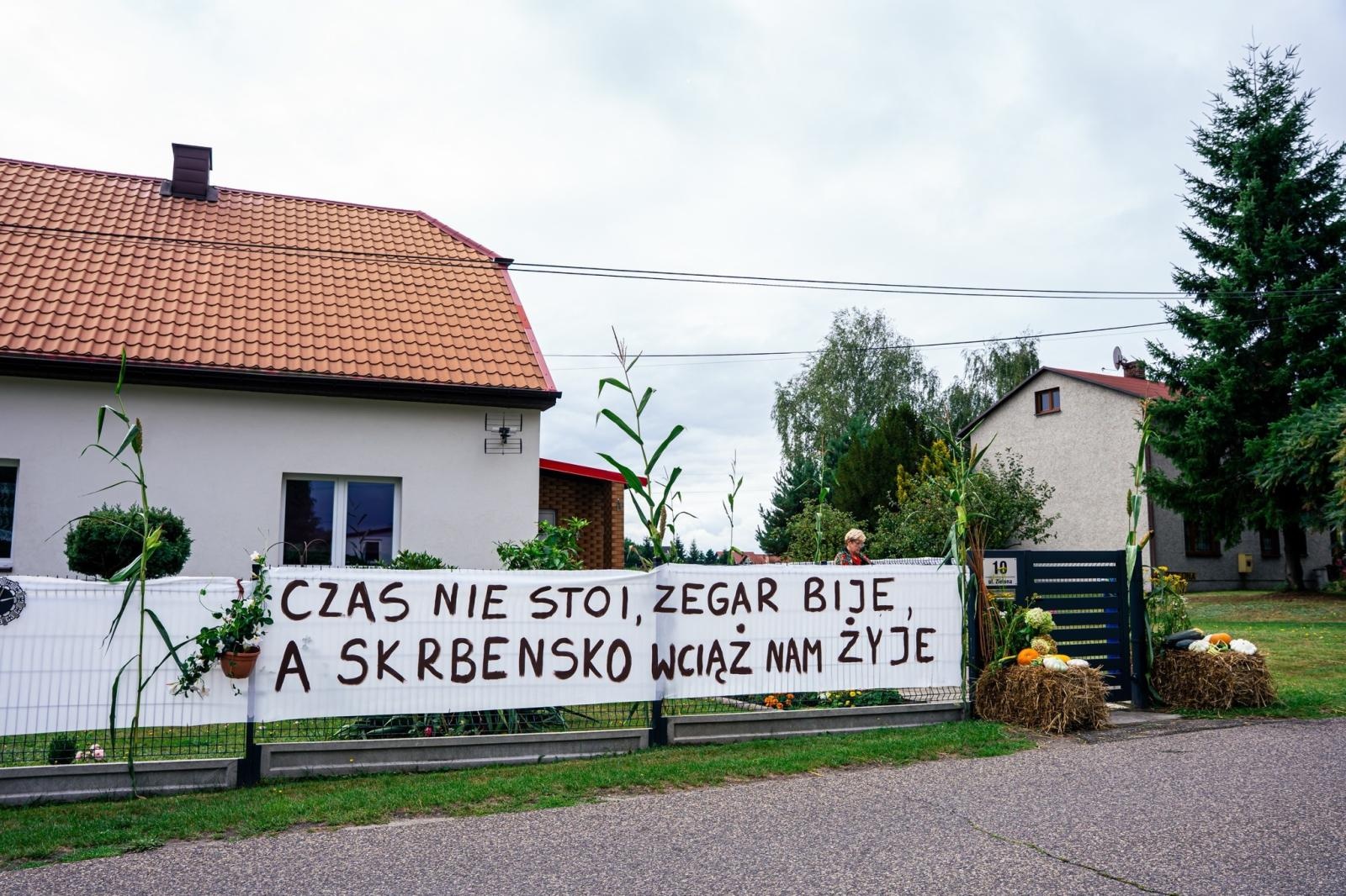 Zdjęcie w galerii na portalu naszwodzislaw.com: Gminne dożynki i zacny jubileusz Skrbeńska za nami [FOTO] wiadomości z regionu