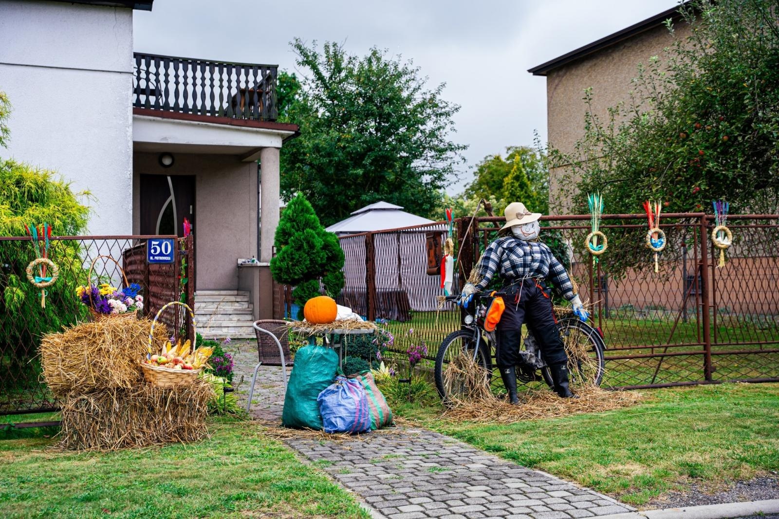Zdjęcie w galerii na portalu naszwodzislaw.com: Gminne dożynki i zacny jubileusz Skrbeńska za nami [FOTO] wiadomości z regionu