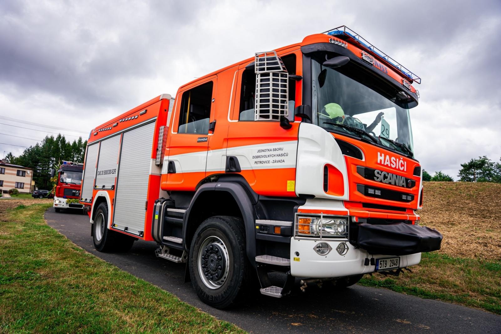 Zdjęcie w galerii na portalu naszwodzislaw.com: Gminne dożynki i zacny jubileusz Skrbeńska za nami [FOTO] wiadomości z regionu