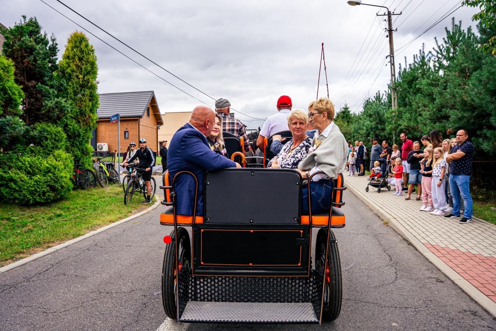 Zdjęcie w galerii na portalu naszwodzislaw.com: Gminne dożynki i zacny jubileusz Skrbeńska za nami [FOTO] wiadomości z regionu