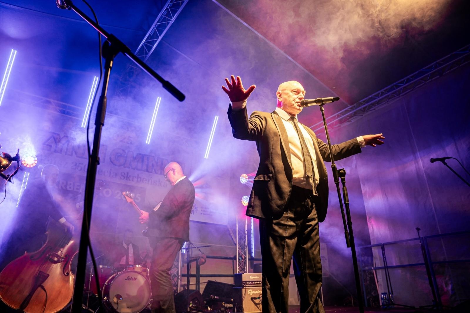 Zdjęcie w galerii na portalu naszwodzislaw.com: Gminne dożynki i zacny jubileusz Skrbeńska za nami [FOTO] wiadomości z regionu