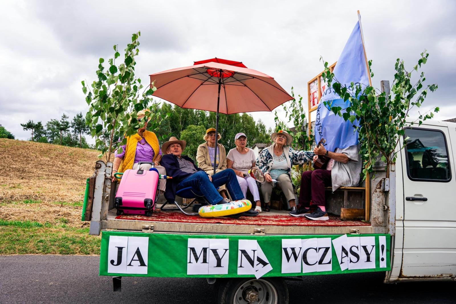 Zdjęcie w galerii na portalu naszwodzislaw.com: Gminne dożynki i zacny jubileusz Skrbeńska za nami [FOTO] wiadomości z regionu