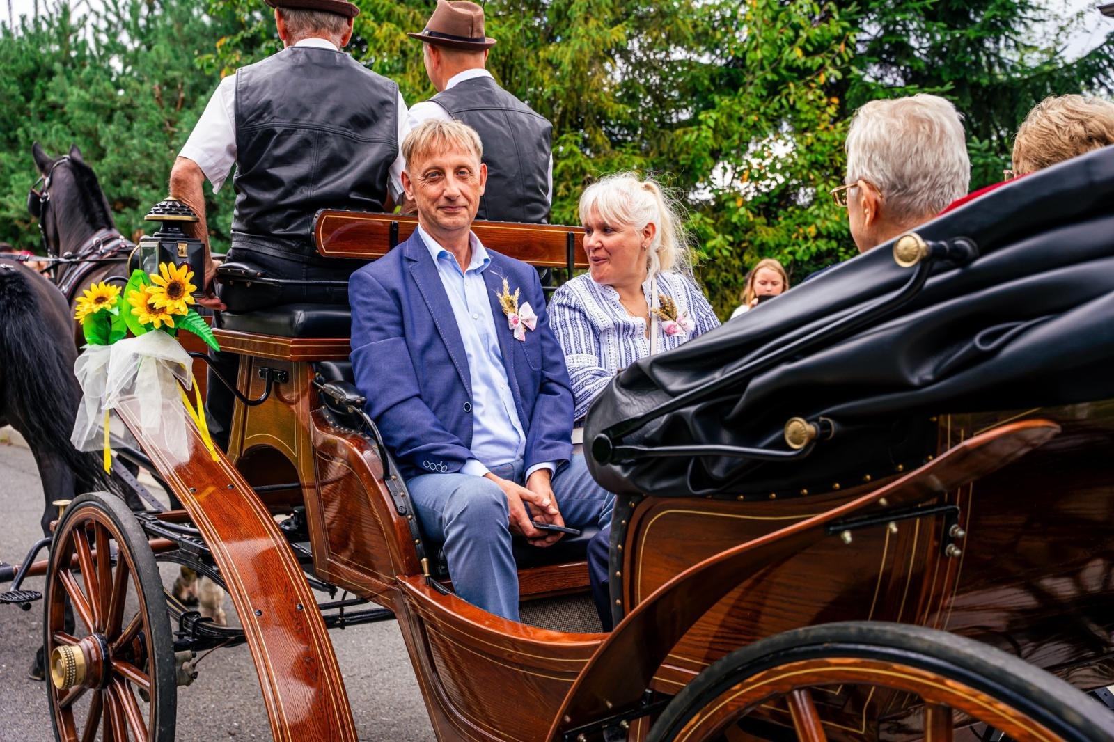 Zdjęcie w galerii na portalu naszwodzislaw.com: Gminne dożynki i zacny jubileusz Skrbeńska za nami [FOTO] wiadomości z regionu