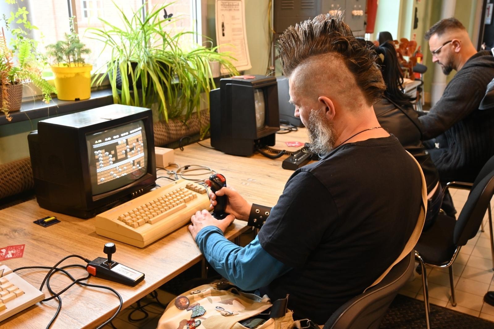 Zdjęcie w galerii na portalu naszwodzislaw.com: HOYM Industry FEST 9 w Rybniku, tym razem międzynarodowo! wiadomości z regionu