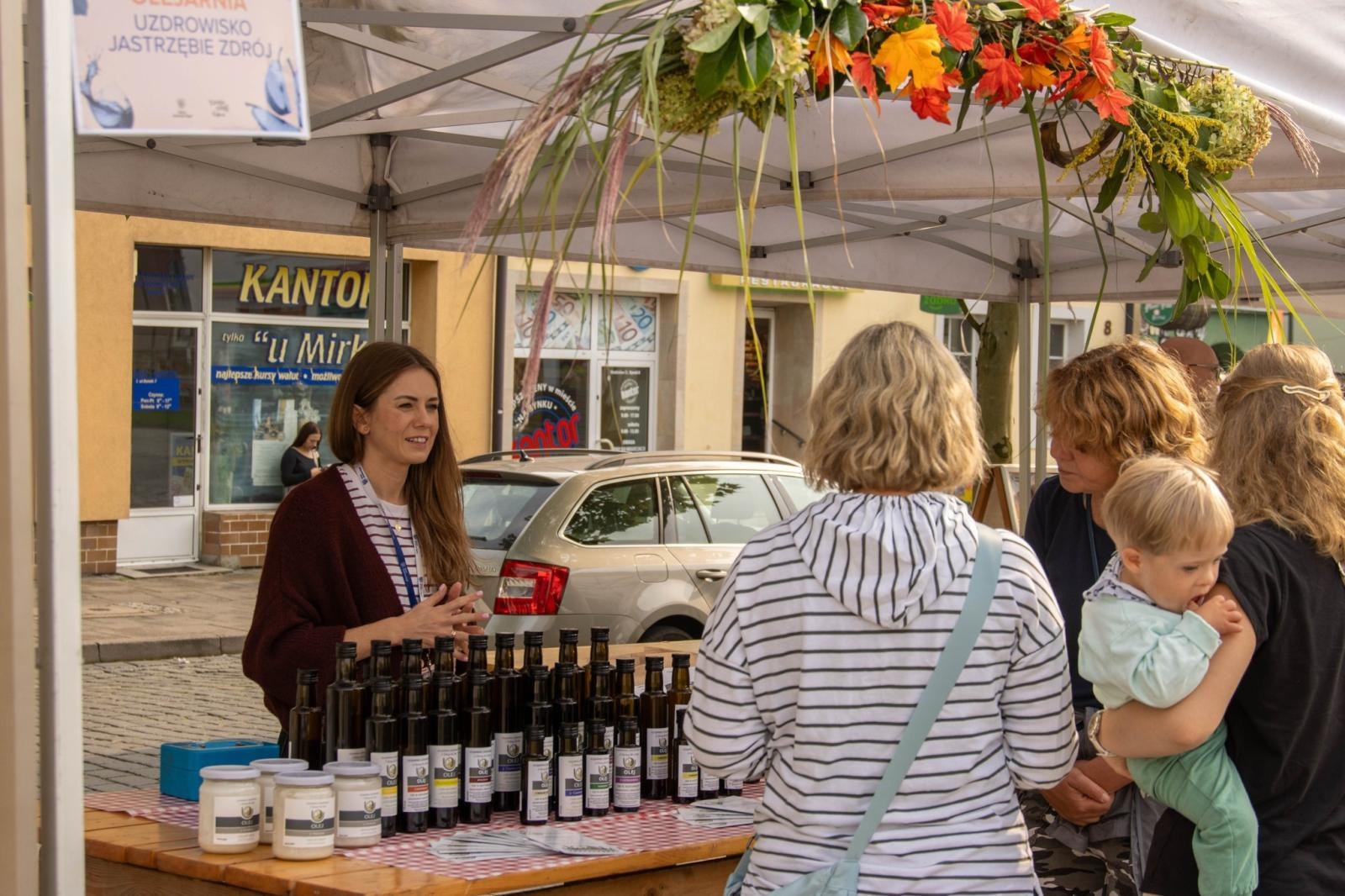 Zdjęcie w galerii na portalu naszwodzislaw.com: DzieJesie(ń) Festiwal w Wodzisławiu Śląskim. Święto jesieni pełne atrakcji [FOTO] wiadomości z regionu