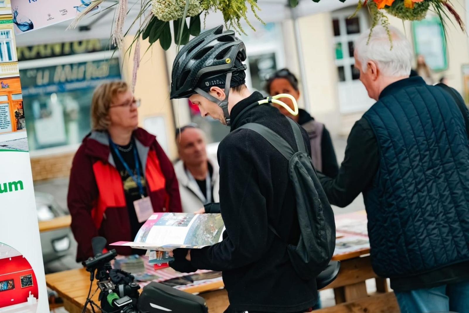 Zdjęcie w galerii na portalu naszwodzislaw.com: DzieJesie(ń) Festiwal w Wodzisławiu Śląskim. Święto jesieni pełne atrakcji [FOTO] wiadomości z regionu