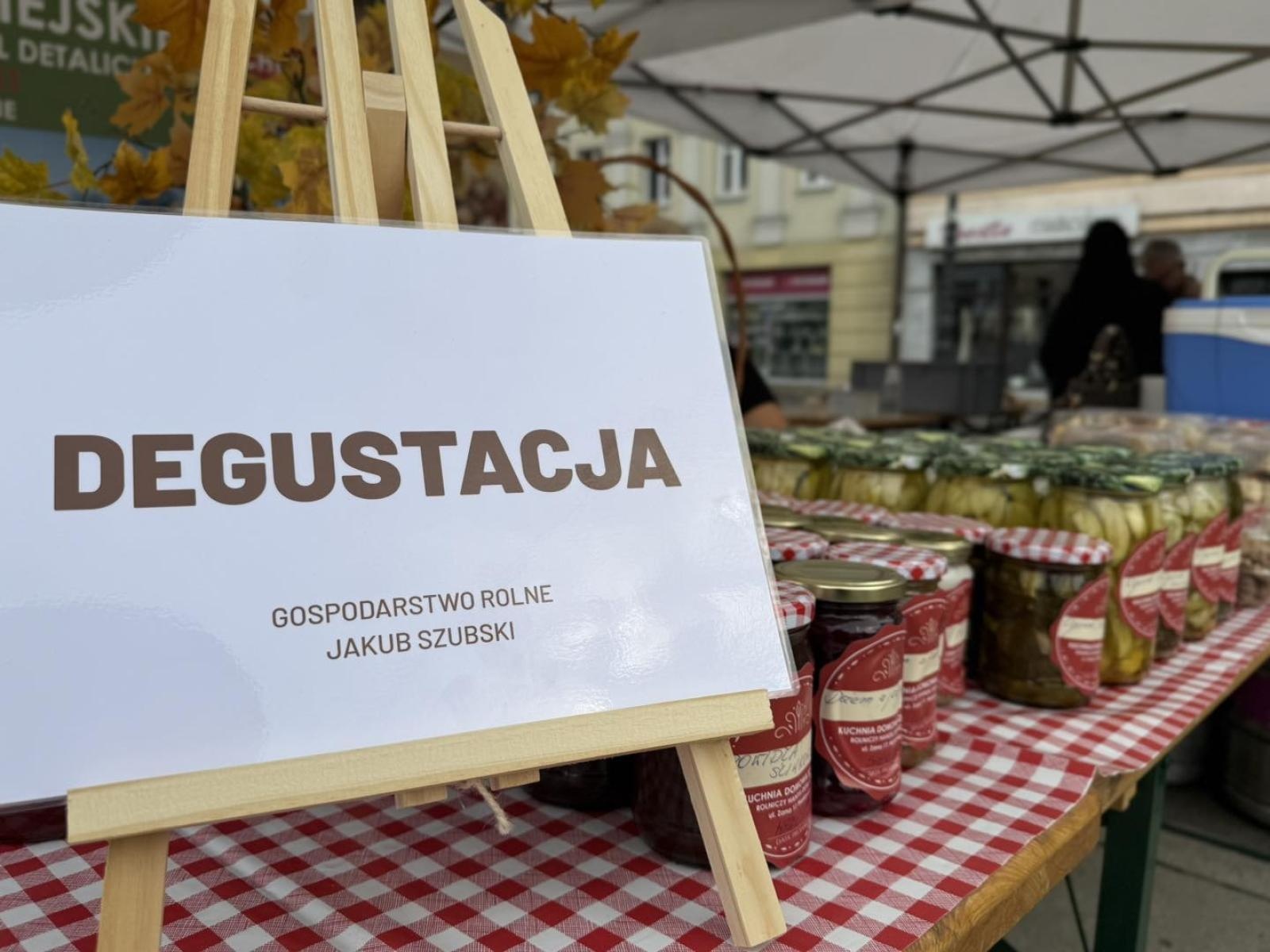 Zdjęcie w galerii na portalu naszwodzislaw.com: DzieJesie(ń) Festiwal w Wodzisławiu Śląskim. Święto jesieni pełne atrakcji [FOTO] wiadomości z regionu