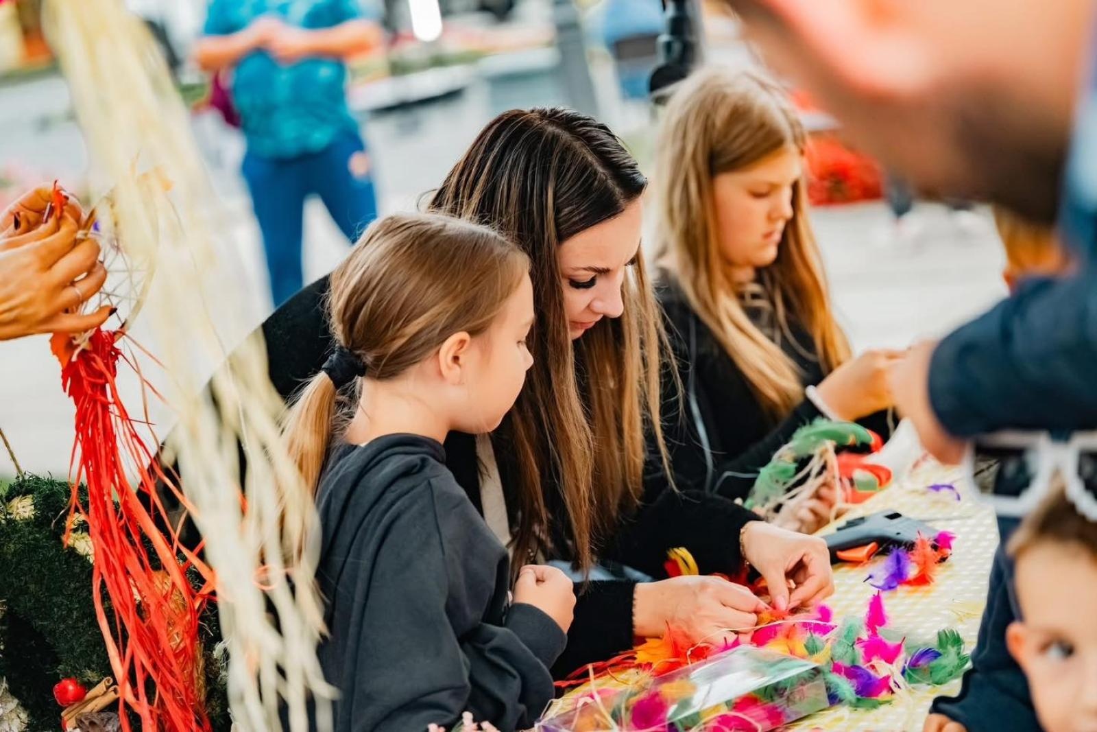 Zdjęcie w galerii na portalu naszwodzislaw.com: DzieJesie(ń) Festiwal w Wodzisławiu Śląskim. Święto jesieni pełne atrakcji [FOTO] wiadomości z regionu