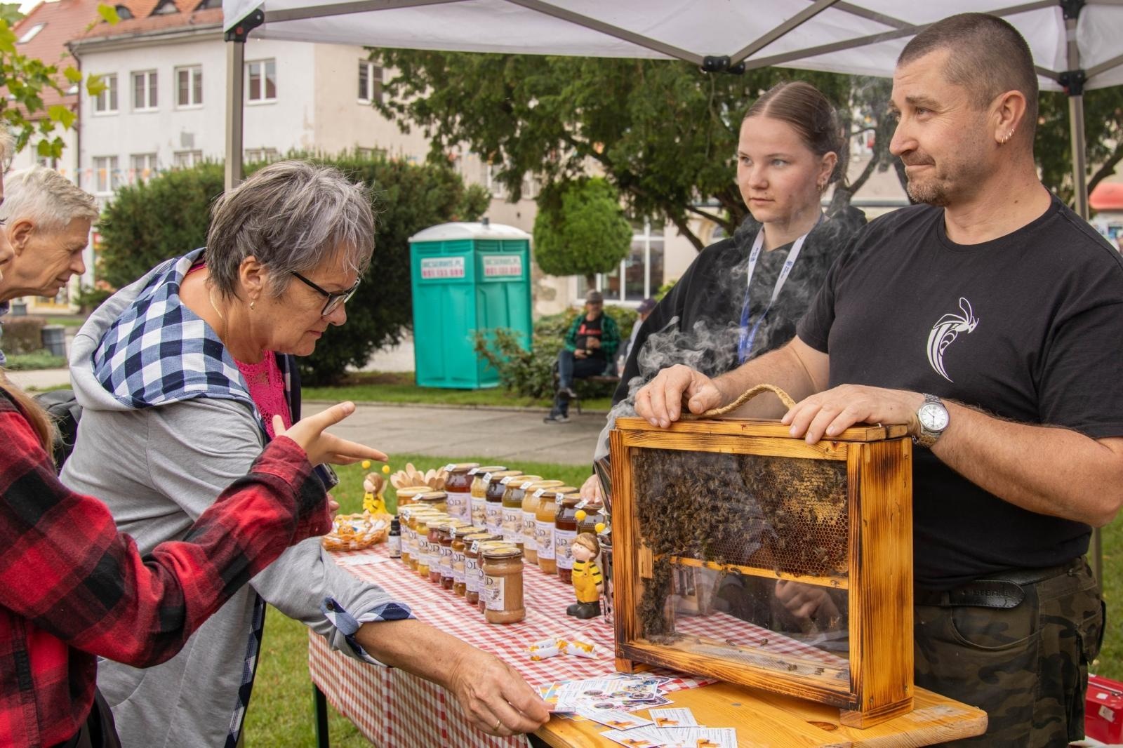 Zdjęcie w galerii na portalu naszwodzislaw.com: DzieJesie(ń) Festiwal w Wodzisławiu Śląskim. Święto jesieni pełne atrakcji [FOTO] wiadomości z regionu