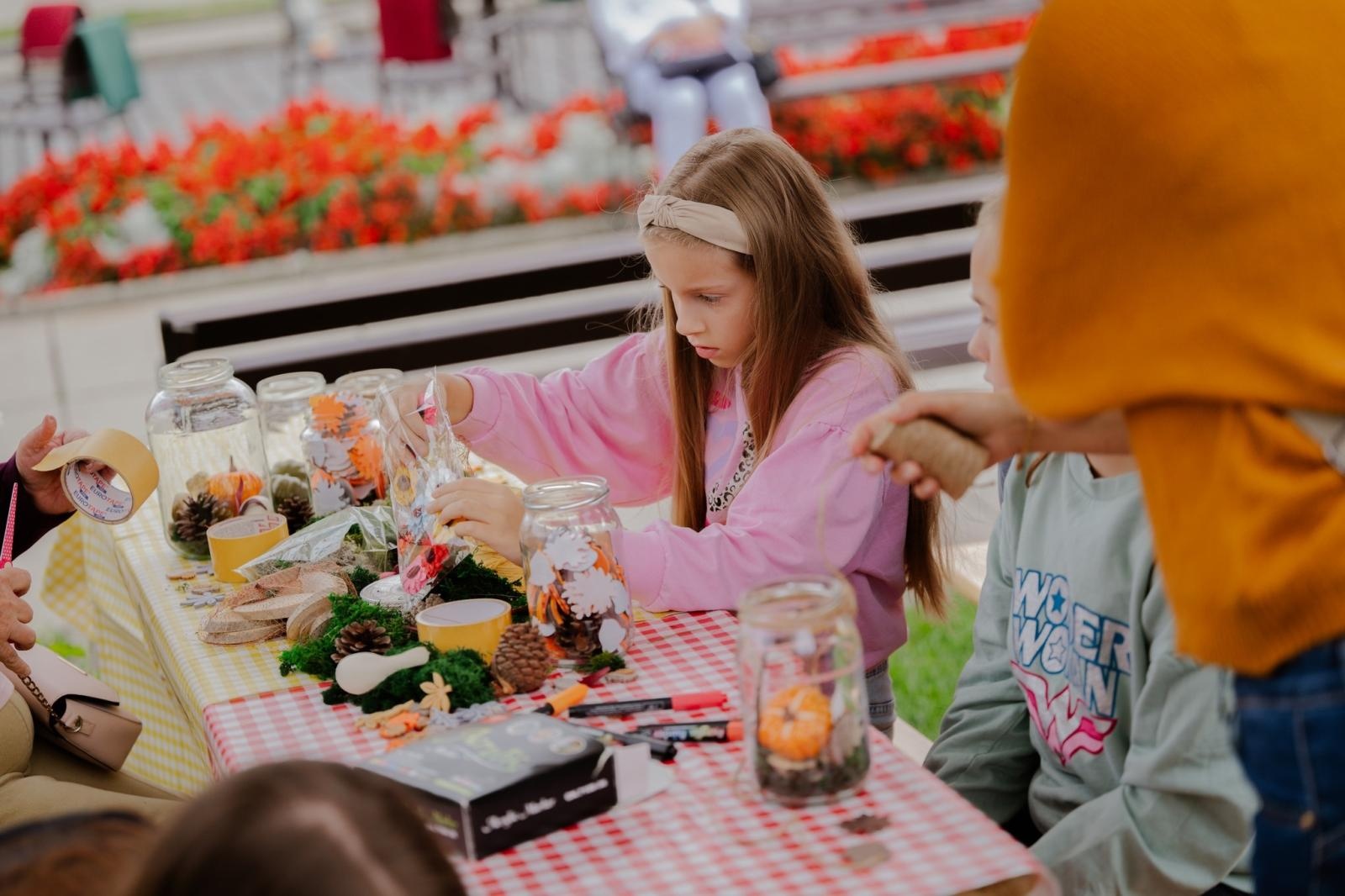 Zdjęcie w galerii na portalu naszwodzislaw.com: DzieJesie(ń) Festiwal w Wodzisławiu Śląskim. Święto jesieni pełne atrakcji [FOTO] wiadomości z regionu