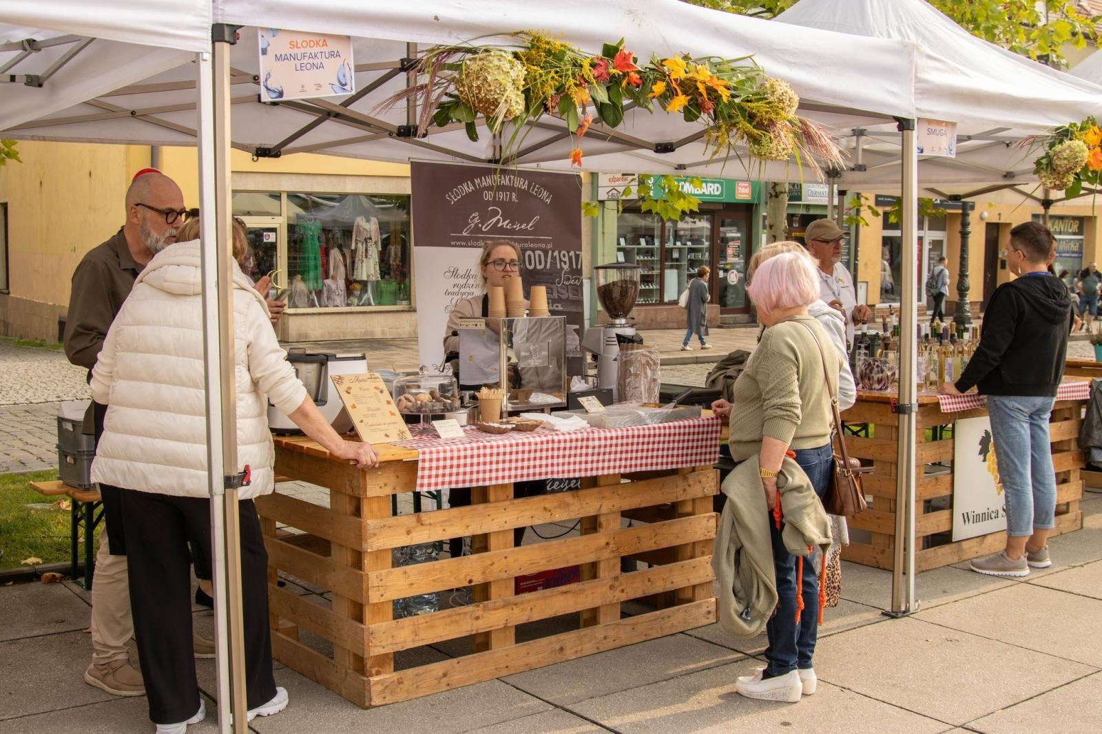 Zdjęcie w galerii na portalu naszwodzislaw.com: DzieJesie(ń) Festiwal w Wodzisławiu Śląskim. Święto jesieni pełne atrakcji [FOTO] wiadomości z regionu