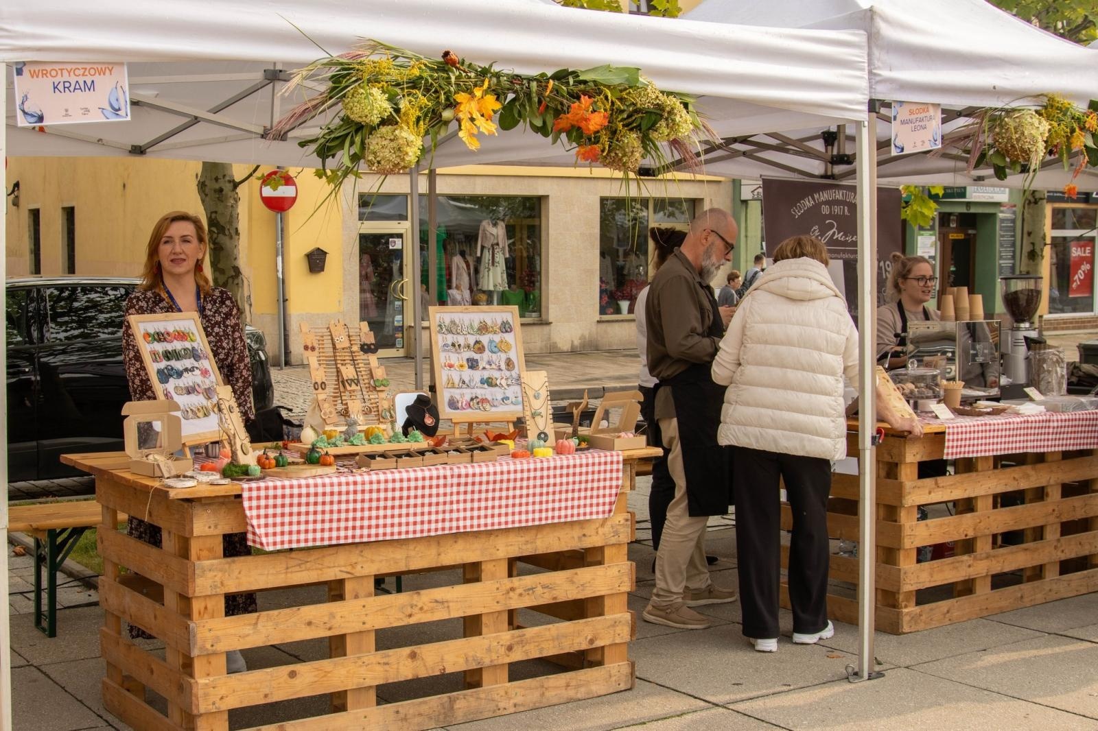 Zdjęcie w galerii na portalu naszwodzislaw.com: DzieJesie(ń) Festiwal w Wodzisławiu Śląskim. Święto jesieni pełne atrakcji [FOTO] wiadomości z regionu