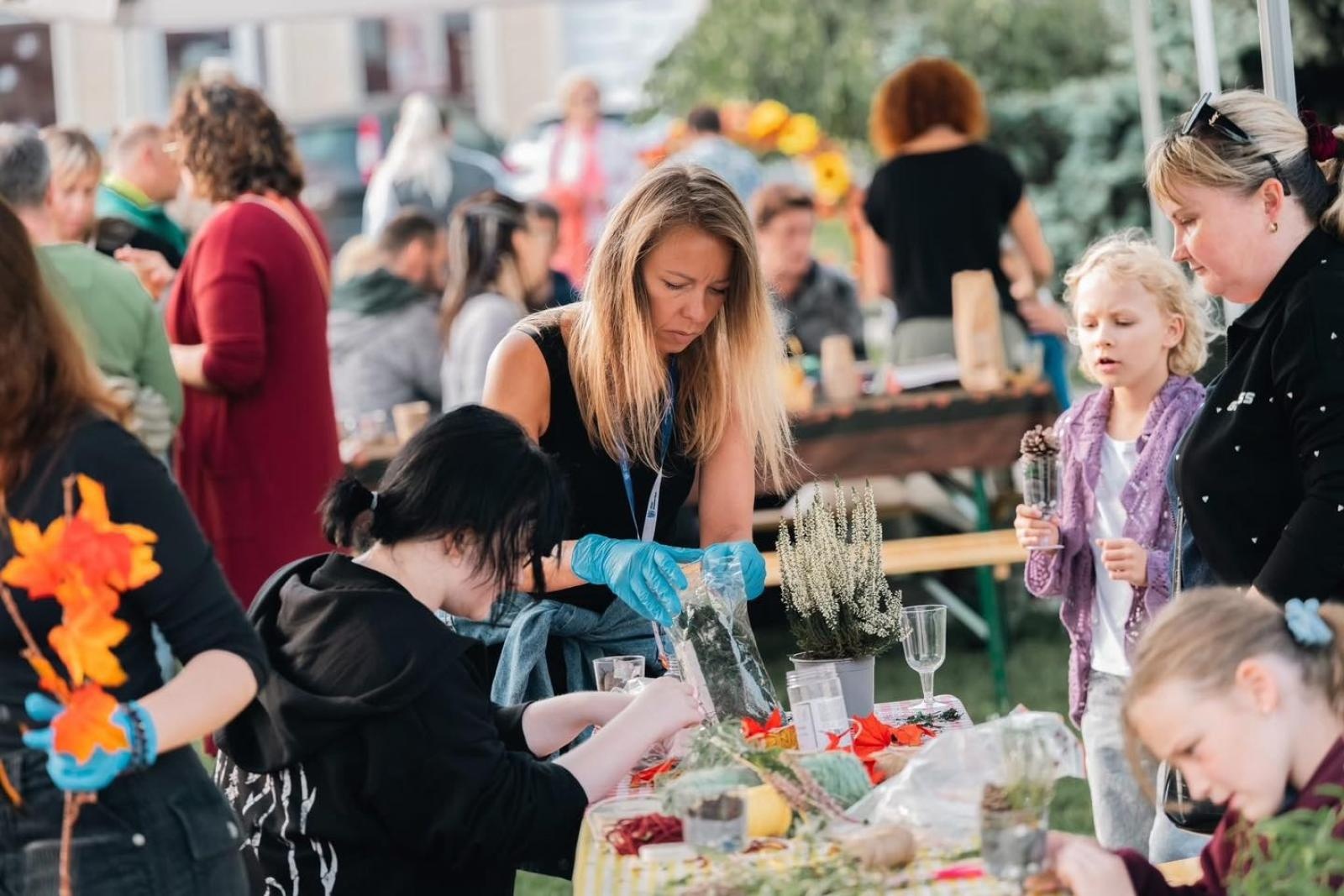 Zdjęcie w galerii na portalu naszwodzislaw.com: DzieJesie(ń) Festiwal w Wodzisławiu Śląskim. Święto jesieni pełne atrakcji [FOTO] wiadomości z regionu