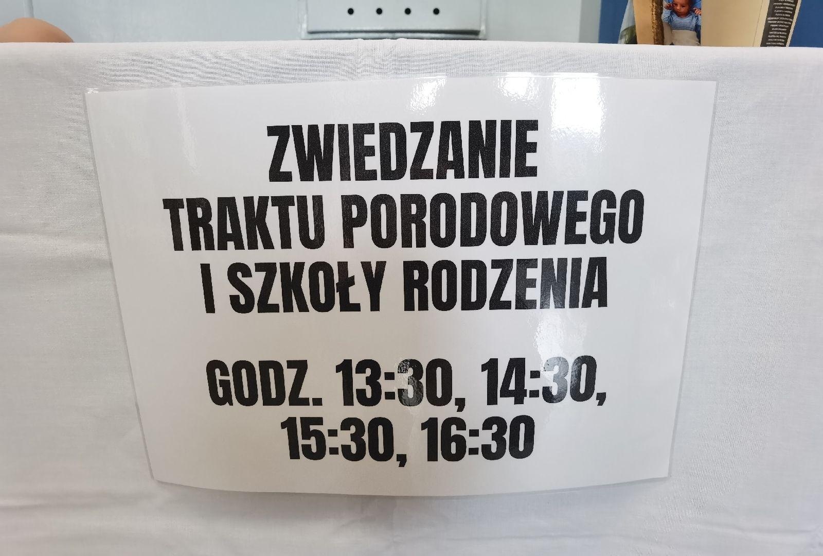 Zdjęcie w galerii na portalu naszwodzislaw.com: Tłumy na Dniu Otwartym Wodzisławskiej Porodówki [FOTO] wiadomości z regionu