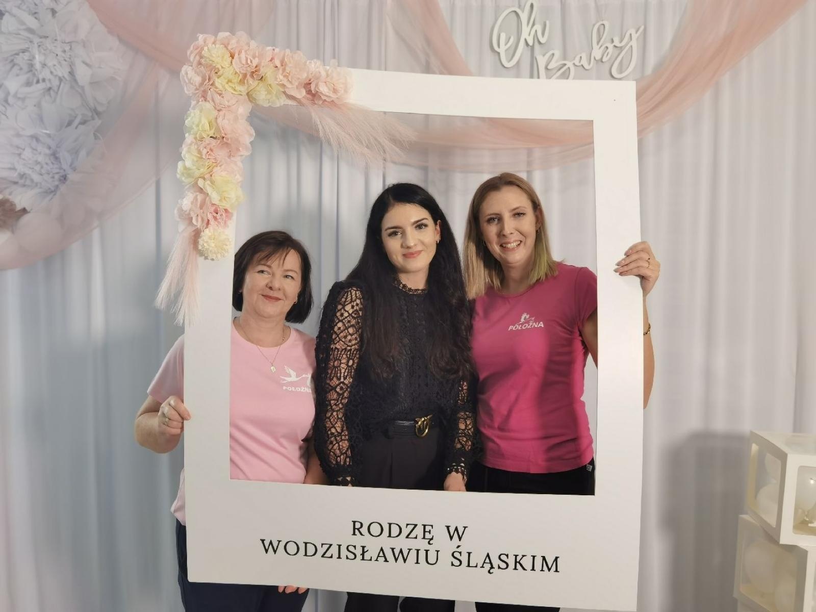 Zdjęcie w galerii na portalu naszwodzislaw.com: Tłumy na Dniu Otwartym Wodzisławskiej Porodówki [FOTO] wiadomości z regionu