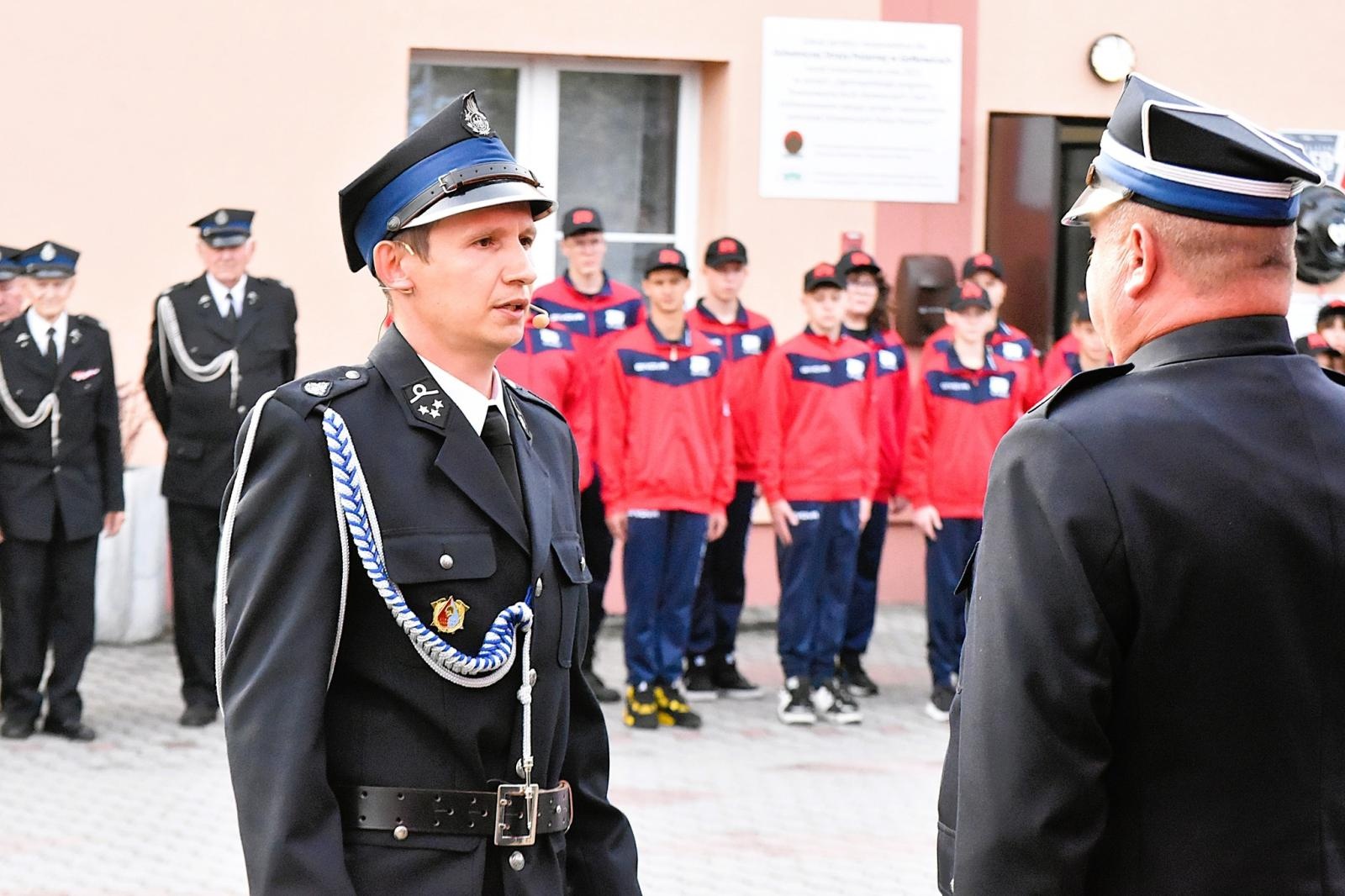 Zdjęcie w galerii na portalu naszwodzislaw.com: Jubileusz 120-lecia OSP Gołkowice. Jednostka ma nowy sztandar [FOTO] wiadomości z regionu