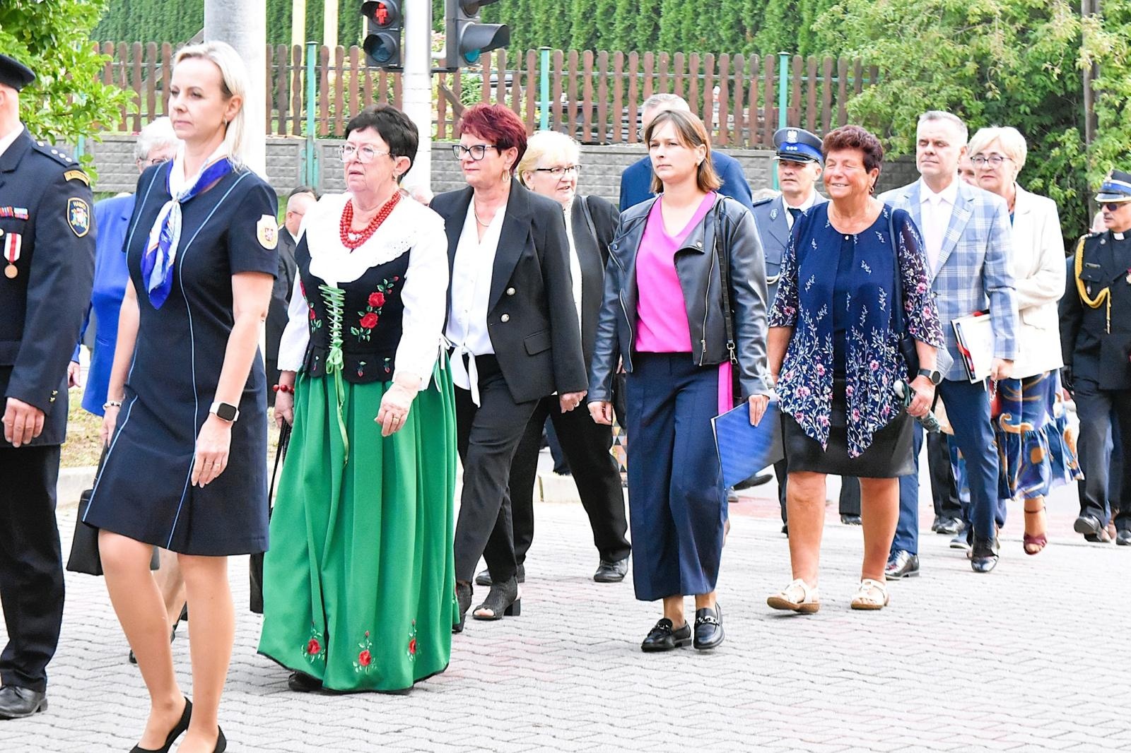 Zdjęcie w galerii na portalu naszwodzislaw.com: Jubileusz 120-lecia OSP Gołkowice. Jednostka ma nowy sztandar [FOTO] wiadomości z regionu