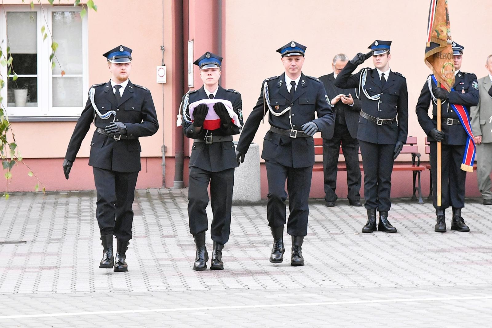 Zdjęcie w galerii na portalu naszwodzislaw.com: Jubileusz 120-lecia OSP Gołkowice. Jednostka ma nowy sztandar [FOTO] wiadomości z regionu