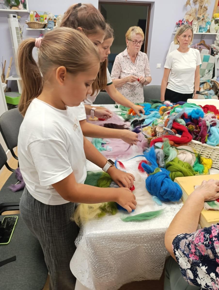 Zdjęcie w galerii na portalu naszwodzislaw.com: Projekt IntegrujeMY. Ogrody Talentów w pełnym rozkwicie [FOTO] wiadomości z regionu