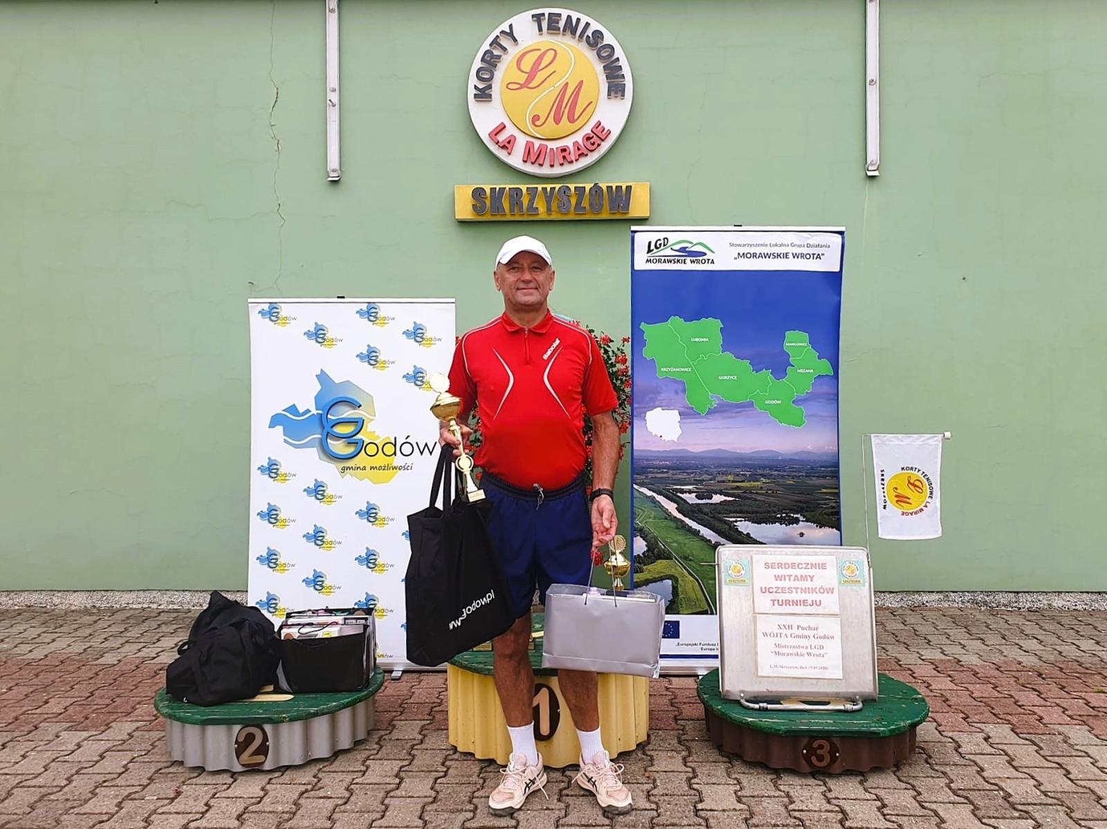 Zdjęcie w galerii na portalu naszwodzislaw.com: XXII turniej tenisa o puchar wójta gminy Godów za nami wiadomości z regionu