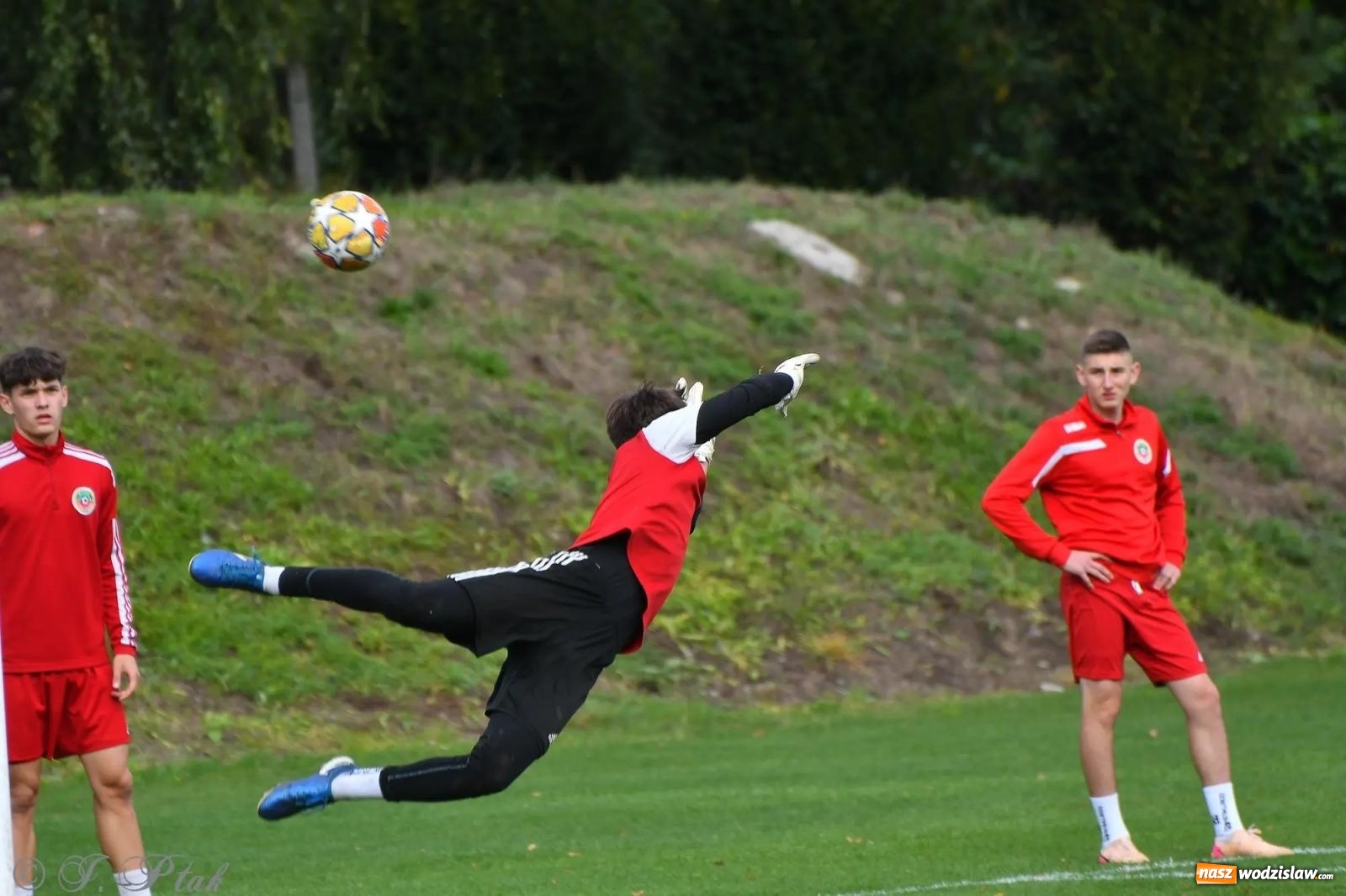 Zdjęcie w galerii na portalu naszwodzislaw.com: Puchar Polski. Rezerwy Unii Turza Śląska w półfinale [FOTO] wiadomości z regionu