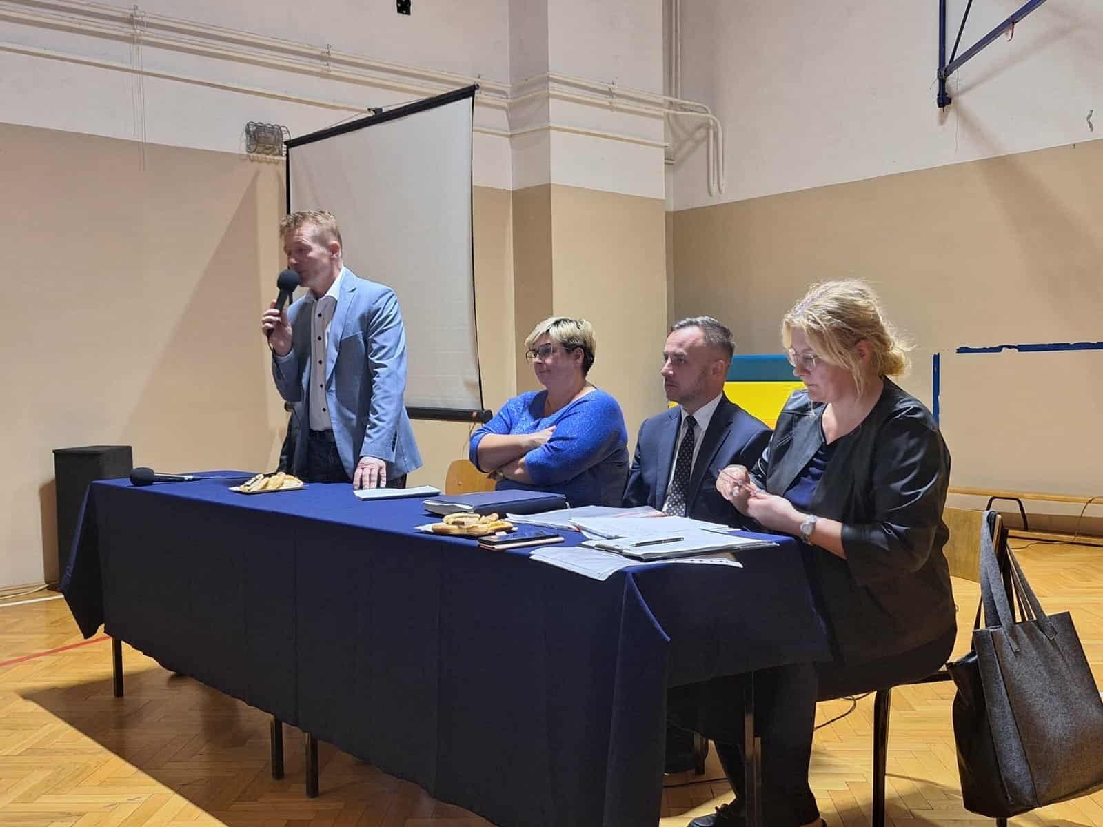 Zdjęcie w galerii na portalu naszwodzislaw.com: Zebrania sołeckie w gminie Mszana. Na co przeznaczone zostaną pieniądze? wiadomości z regionu