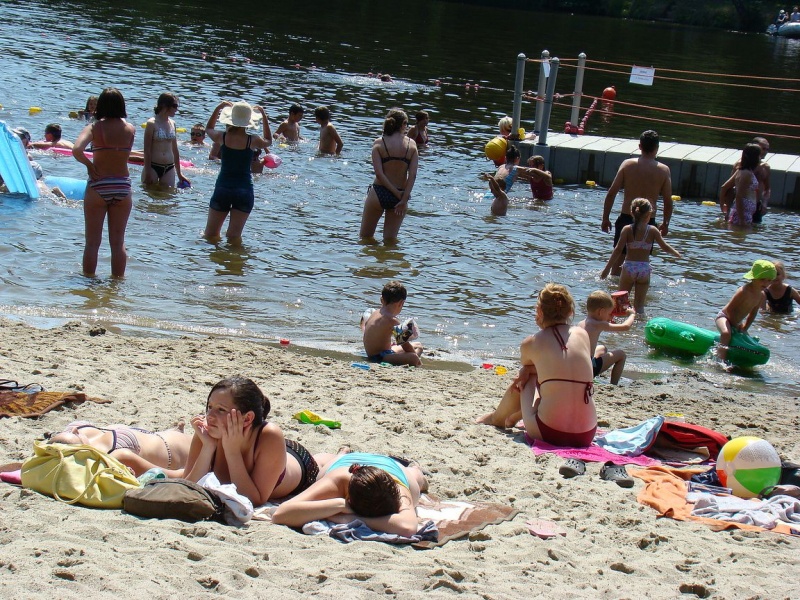 Zdjęcie w galerii na portalu naszwodzislaw.com: Słońce, woda i Tu Kupuj wiadomości z regionu