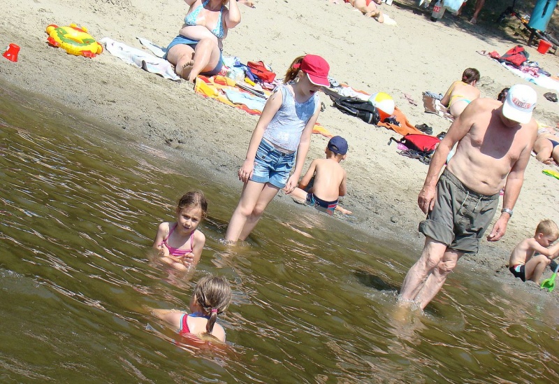 Zdjęcie w galerii na portalu naszwodzislaw.com: Słońce, woda i Tu Kupuj wiadomości z regionu