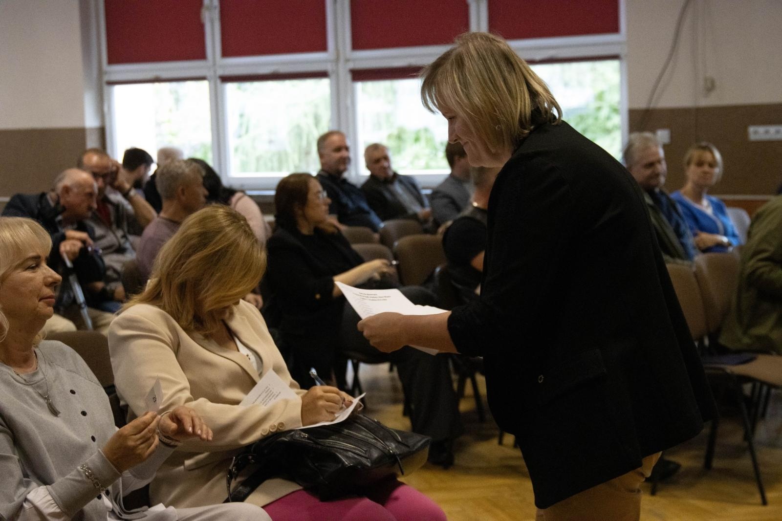 Zdjęcie w galerii na portalu naszwodzislaw.com: Wybory do Rady Dzielnicy. Stare Miasto zdecydowało [FOTO] wiadomości z regionu