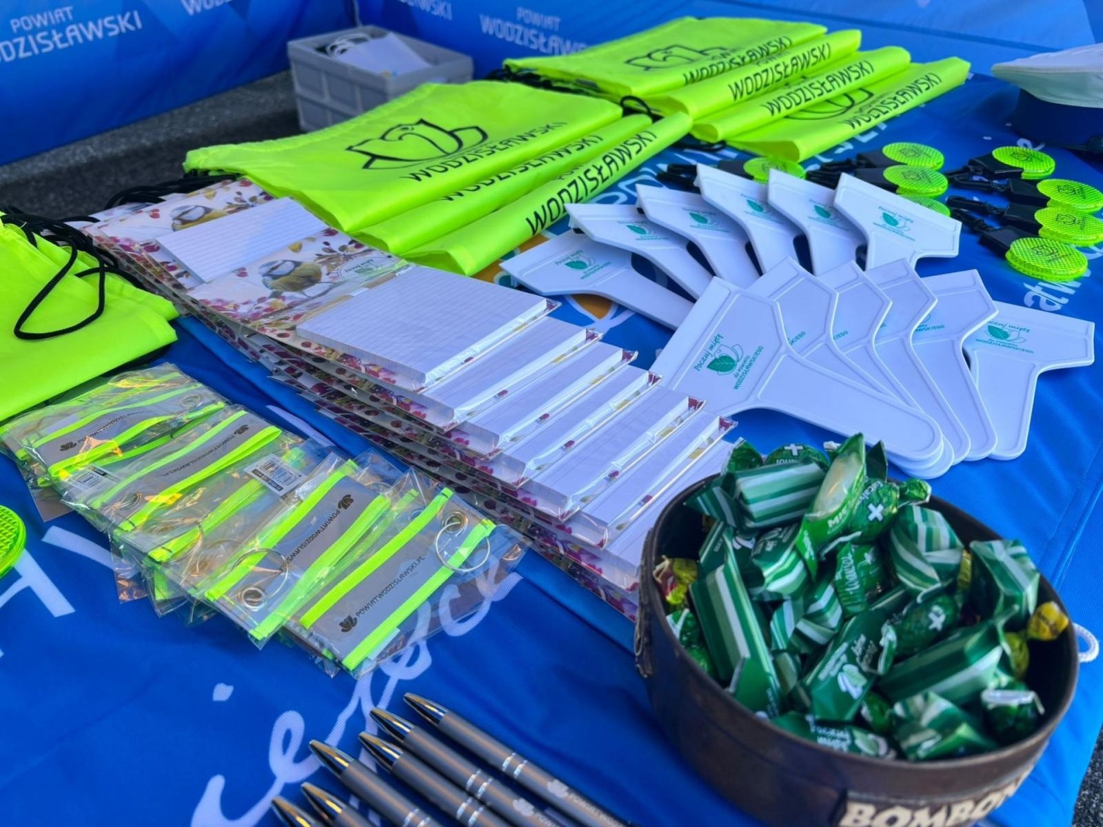 Zdjęcie w galerii na portalu naszwodzislaw.com: Zamiast karać uczyli pierwszej pomocy. Road Safety Days w Wodzisławiu Śląskim wiadomości z regionu