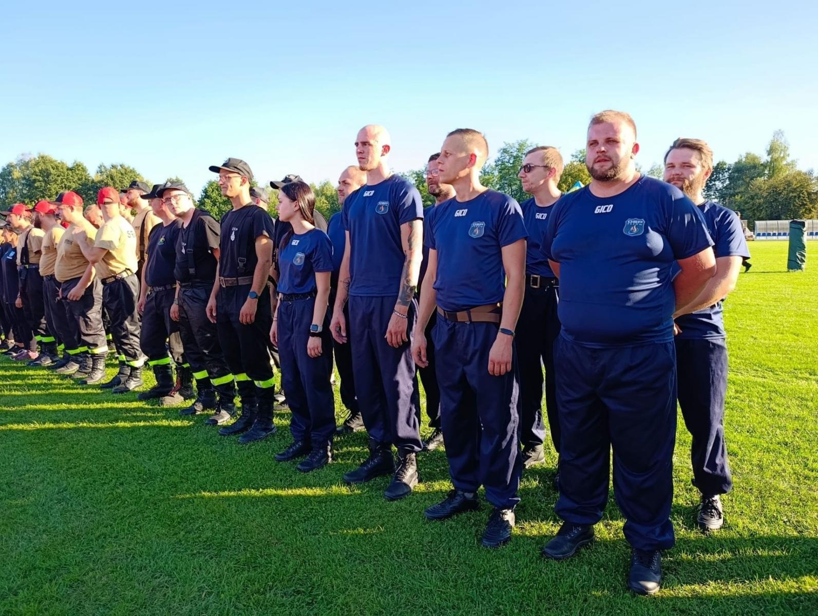 Zdjęcie w galerii na portalu naszwodzislaw.com: Strażacy z całego powiatu rywalizowali w Godowie. Znamy zwycięzców [FOTO] wiadomości z regionu