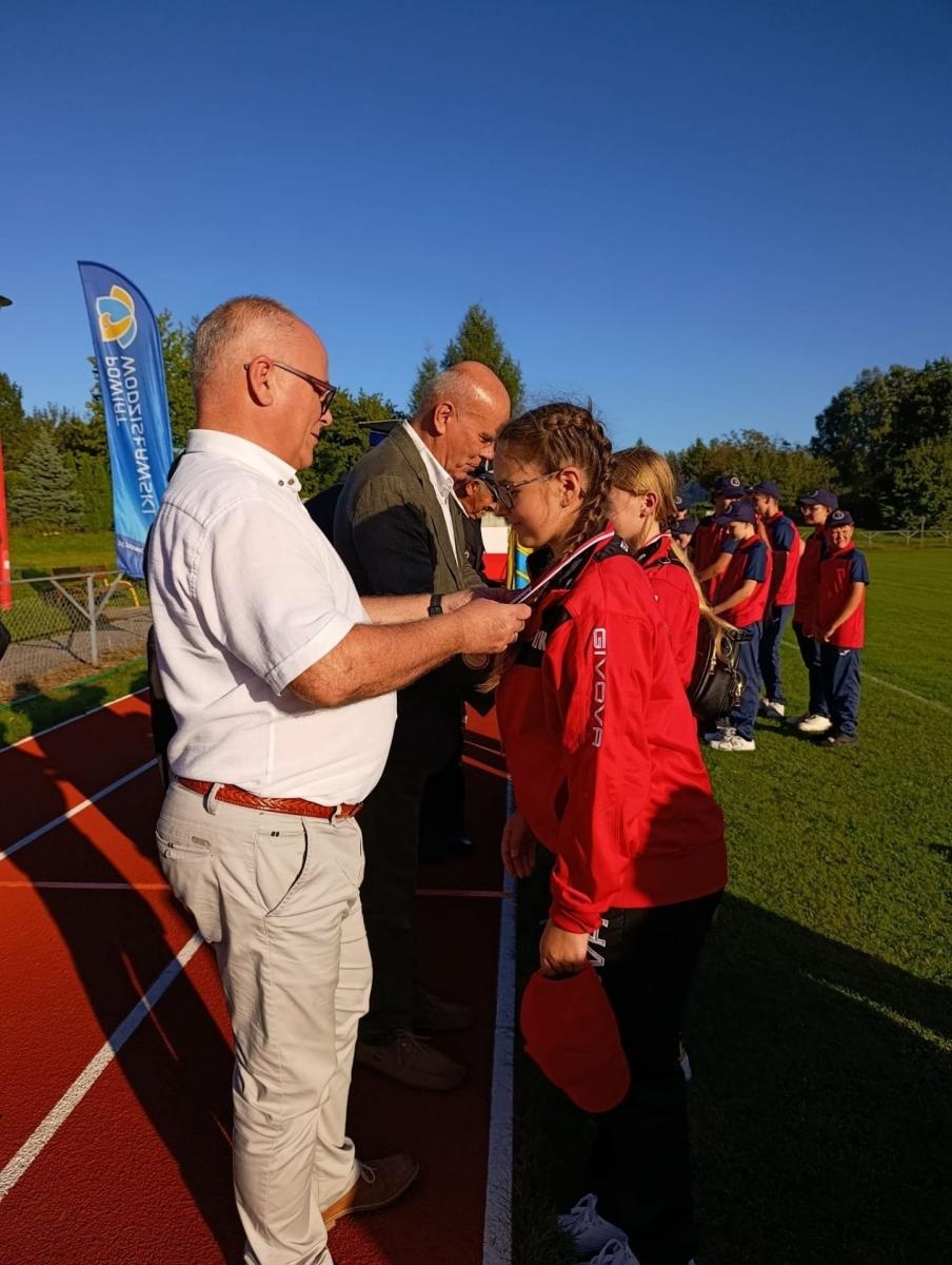 Zdjęcie w galerii na portalu naszwodzislaw.com: Strażacy z całego powiatu rywalizowali w Godowie. Znamy zwycięzców [FOTO] wiadomości z regionu