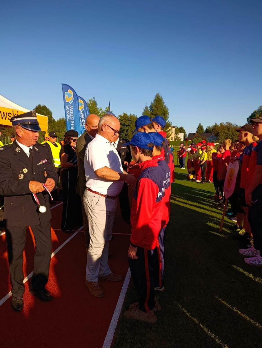 Zdjęcie w galerii na portalu naszwodzislaw.com: Strażacy z całego powiatu rywalizowali w Godowie. Znamy zwycięzców [FOTO] wiadomości z regionu