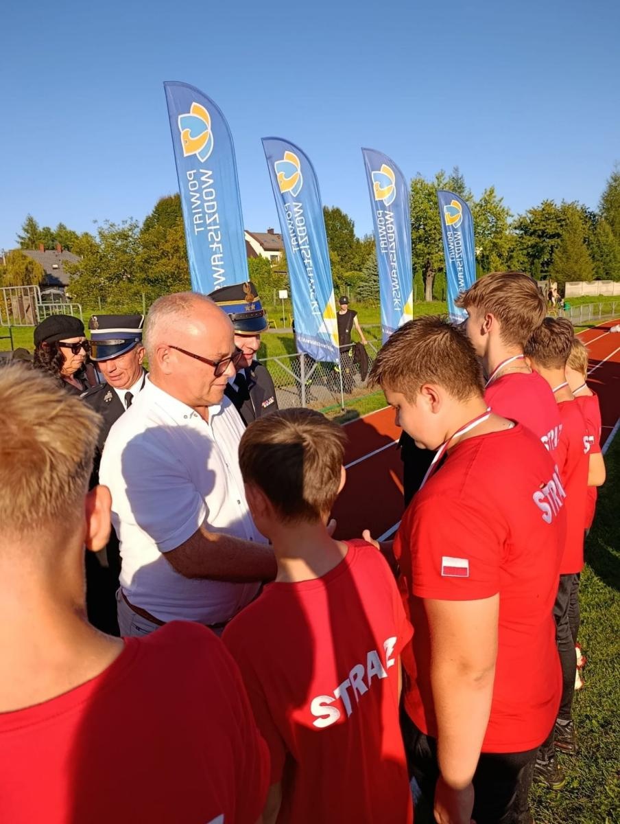Zdjęcie w galerii na portalu naszwodzislaw.com: Strażacy z całego powiatu rywalizowali w Godowie. Znamy zwycięzców [FOTO] wiadomości z regionu