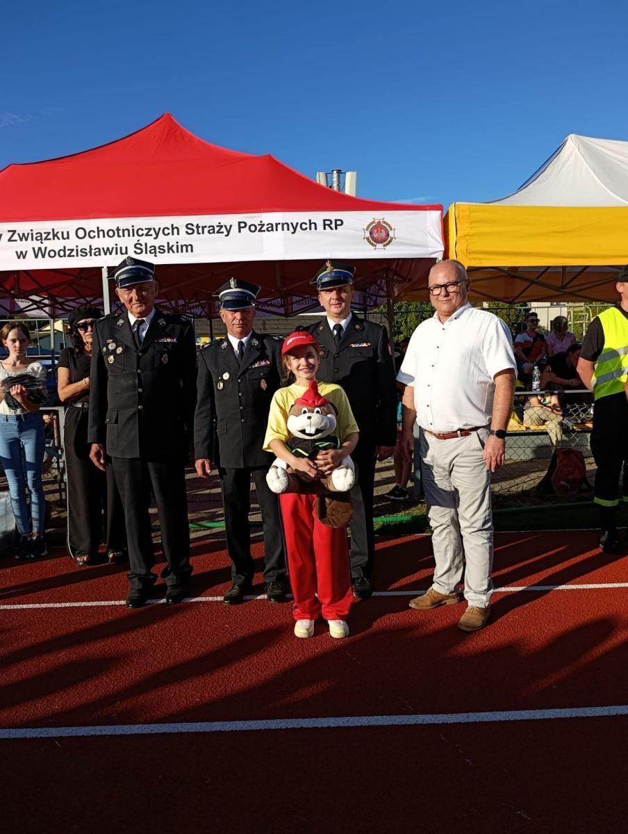 Zdjęcie w galerii na portalu naszwodzislaw.com: Strażacy z całego powiatu rywalizowali w Godowie. Znamy zwycięzców [FOTO] wiadomości z regionu