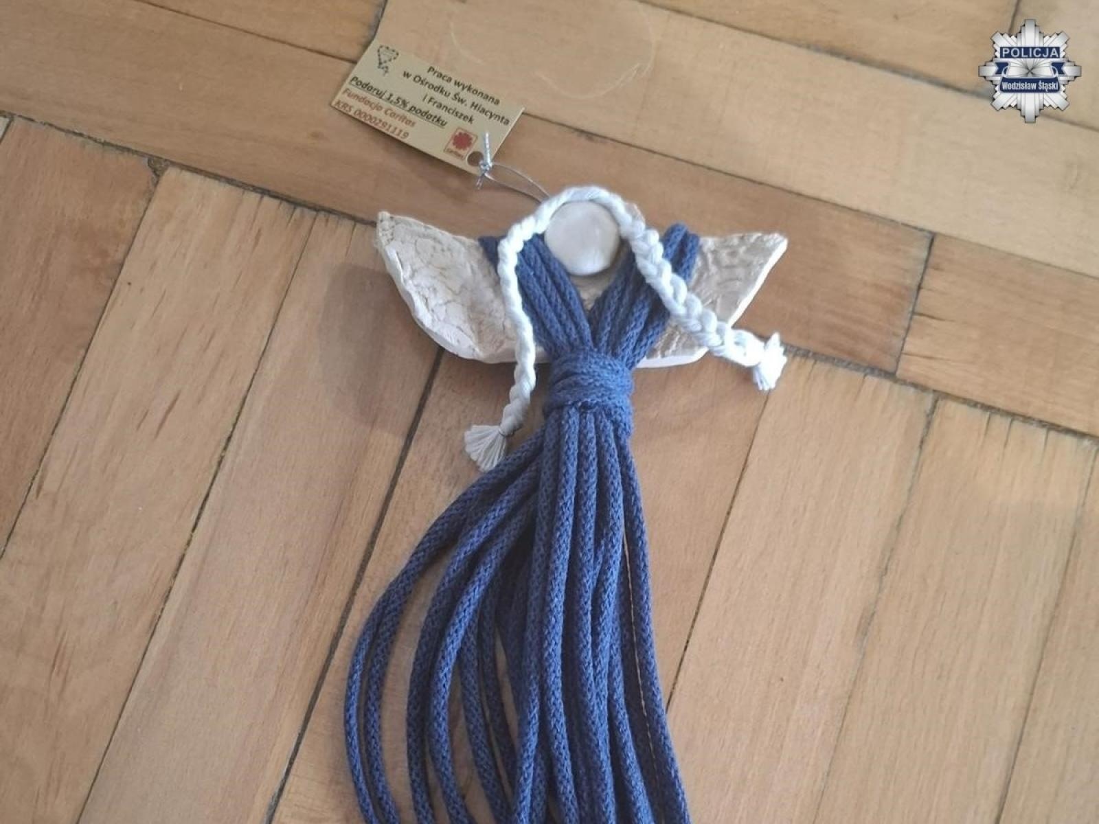 Zdjęcie w galerii na portalu naszwodzislaw.com: Policjanci zagrali w integracyjnym meczu wiadomości z regionu