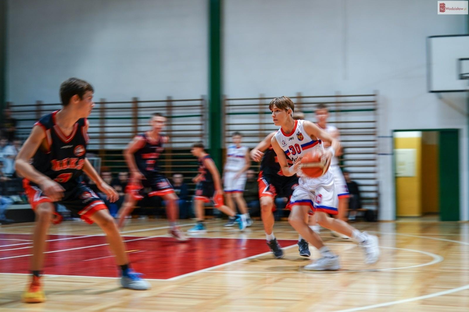 Zdjęcie w galerii na portalu naszwodzislaw.com: MKS Wodzisław Śląski kontra MKKS Rybnik. Emocjonujące derby kadetów U15M wiadomości z regionu