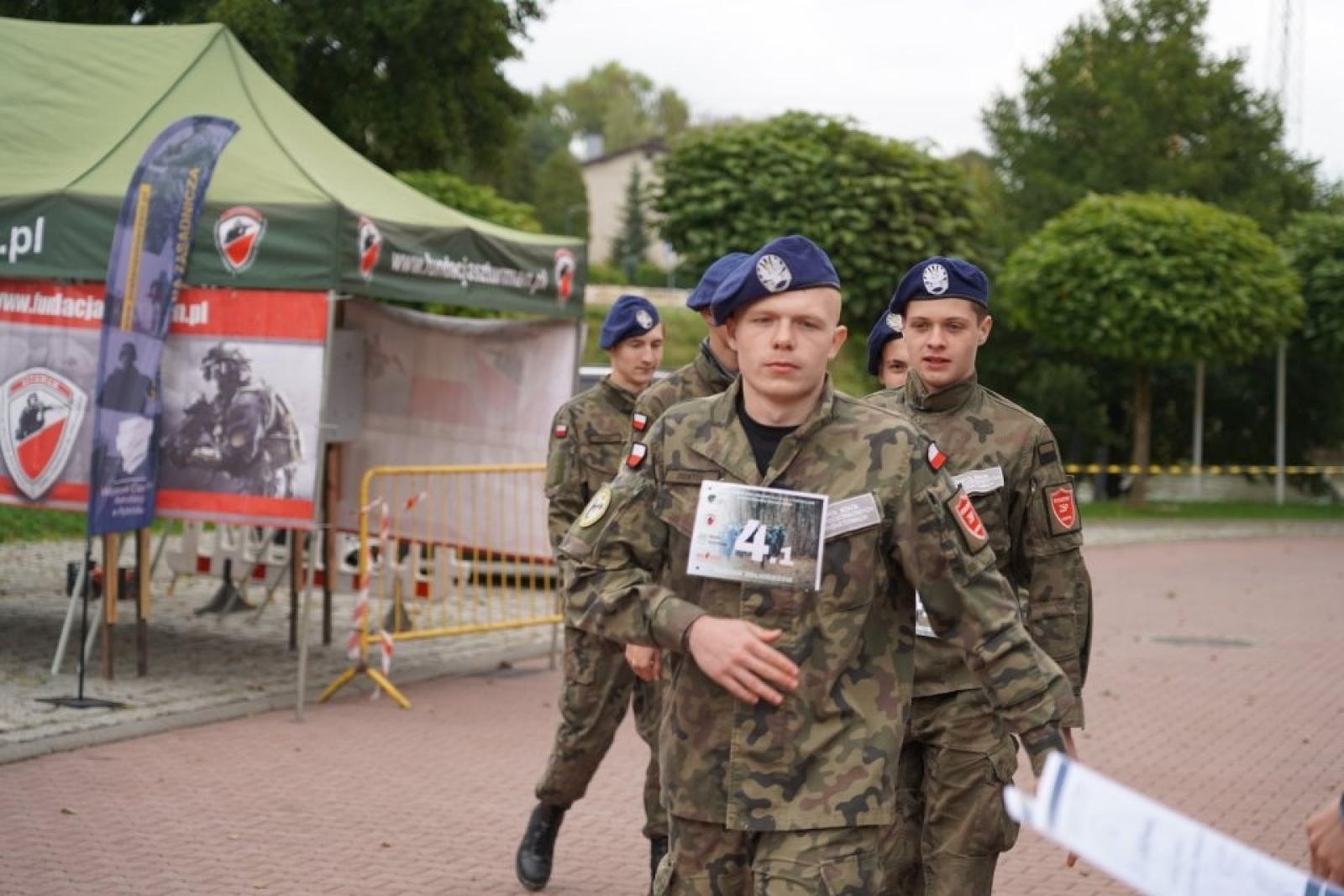 Zdjęcie w galerii na portalu naszwodzislaw.com: Zawody sportowo-obronne po raz pierwszy w Rydułtowach wiadomości z regionu