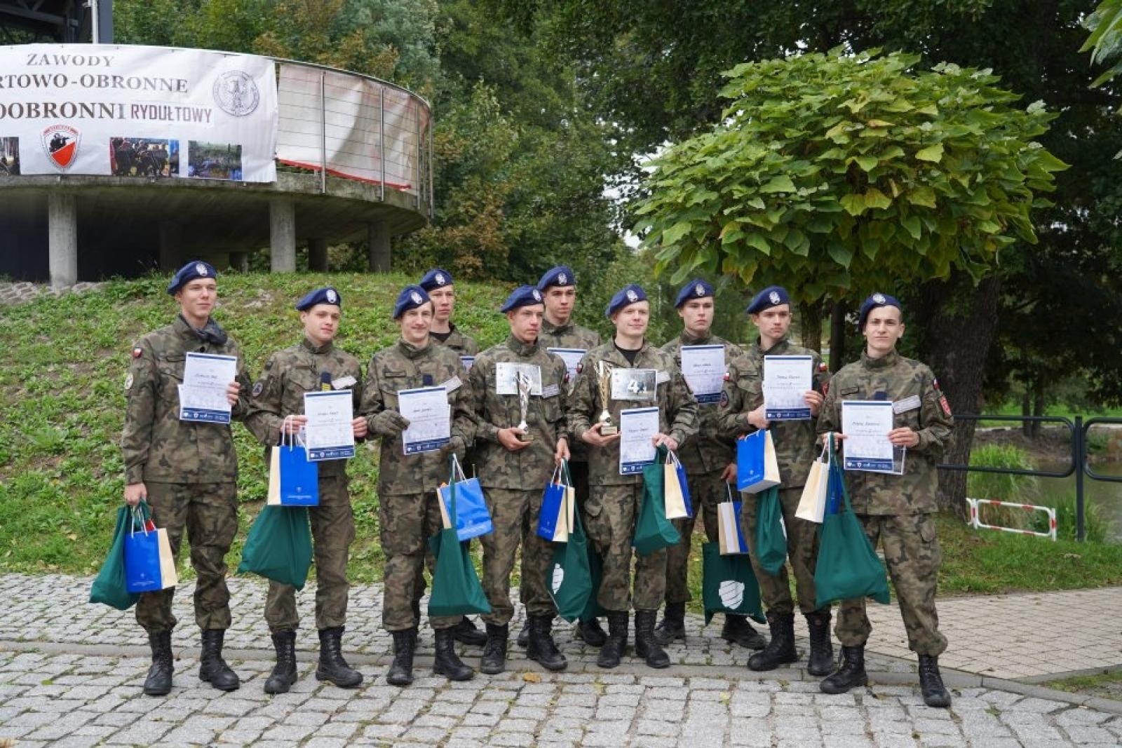 Zdjęcie w galerii na portalu naszwodzislaw.com: Zawody sportowo-obronne po raz pierwszy w Rydułtowach wiadomości z regionu